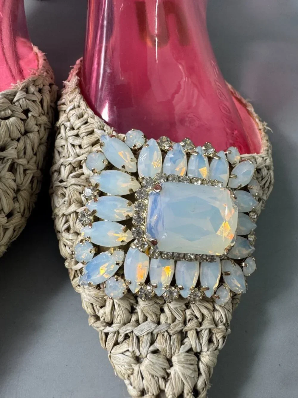 RAS BEIGE RAFFIA PUMP WITH ORNAMENT, Size 37.5
